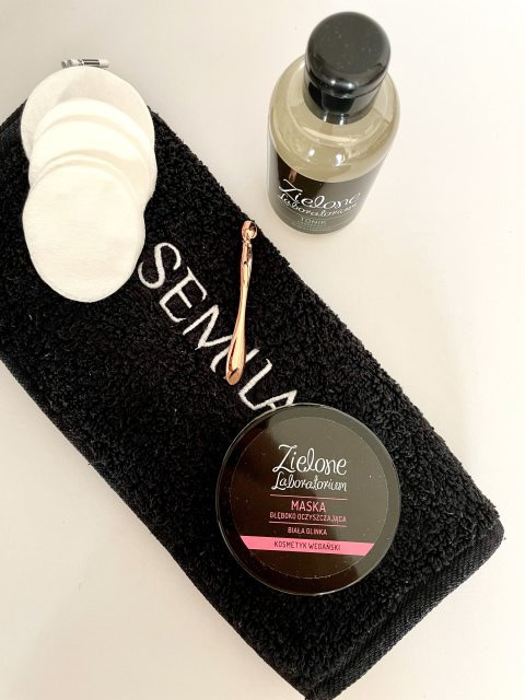 Maseczka do twarzy głęboko oczyszczająca biała glinka, Zielone Laboratorium 