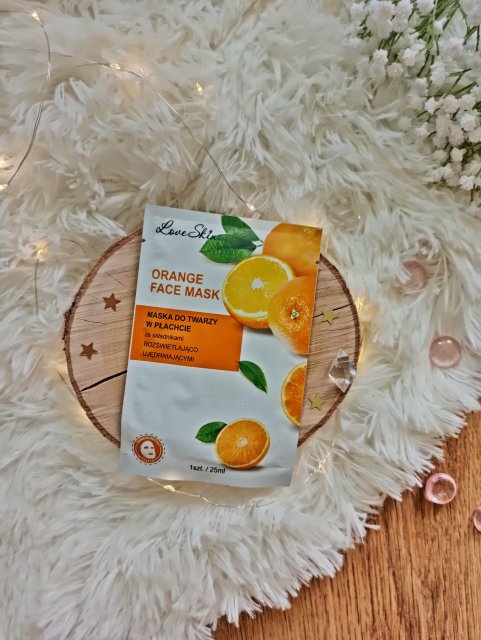 Love Skin Maska do twarzy w płacie, Orange, Ze składnikami rozświetlająco-ujędrniającymi