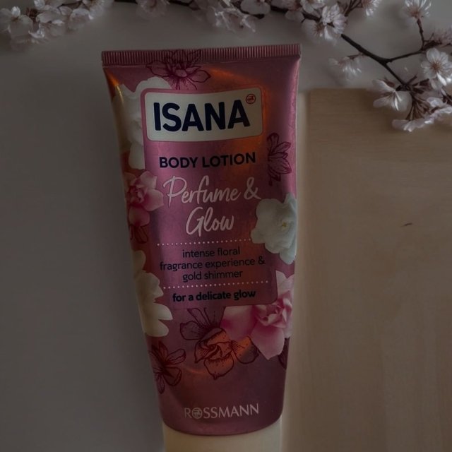 Isana Balsam do ciała, Rozświetlający, Parfum & Glow