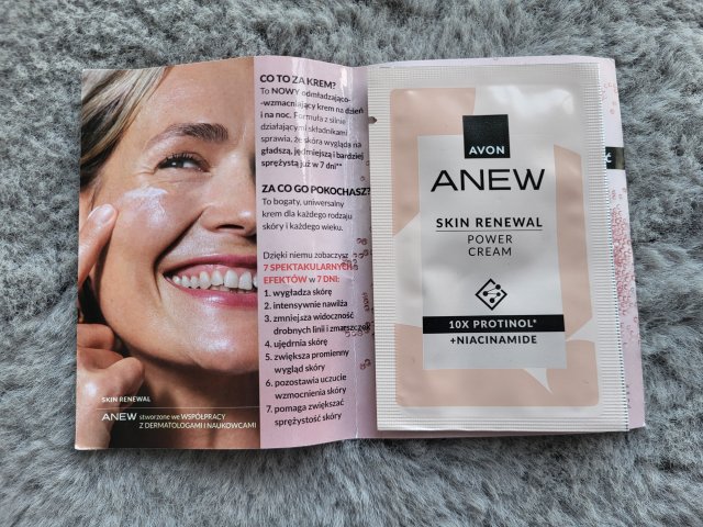 Avon Anew Skin Renewal Power Cream Odmładzający krem nawilżający z Protinolem