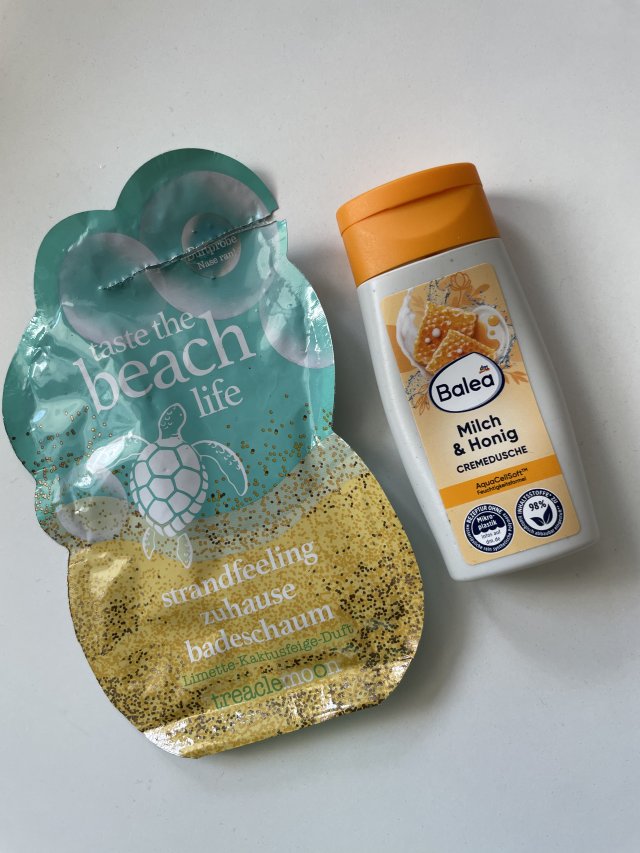 akcja denkowanie! grudzień - kosmetyki w świątecznych opakowaniach i świątecznych kolorach 🎄❄️⛄🎀🎁🎅