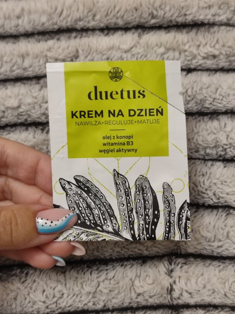 akcja denkowanie! grudzień - kosmetyki w świątecznych opakowaniach i świątecznych kolorach 🎄❄️⛄🎀🎁🎅