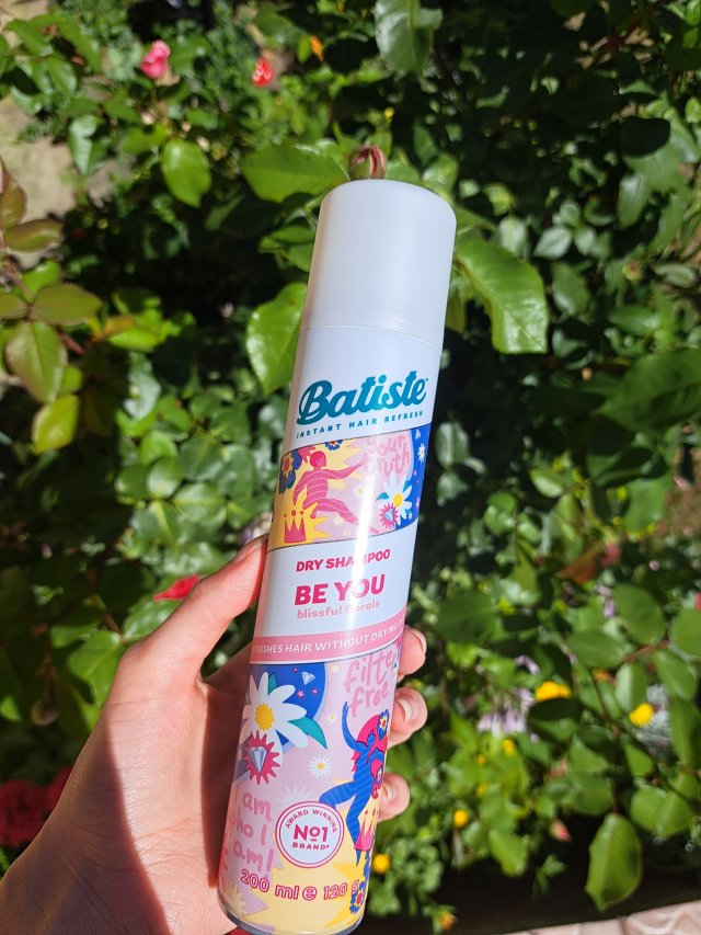 Batiste Be You, Blissful floral, Suchy Szampon 