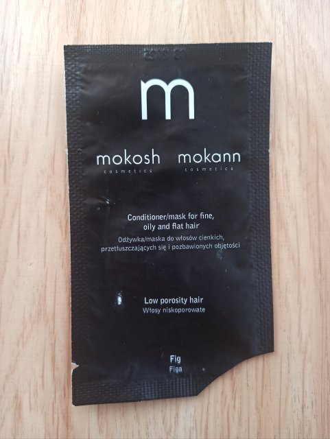 Denkowanie część druga :) Grudzień, kosmetyki w świątecznych opakowaniach lub w świątecznych kolorach: czerwonym, zielonym i złotym 