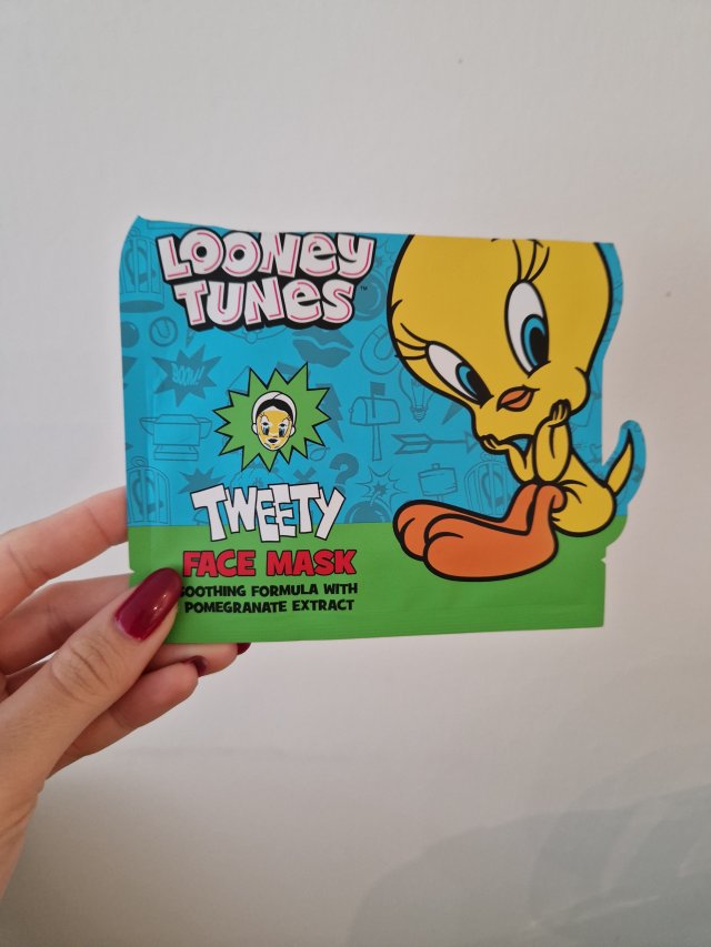 Denkowanie część druga :) Grudzień, kosmetyki w świątecznych opakowaniach lub w świątecznych kolorach: czerwonym, zielonym i złotym 