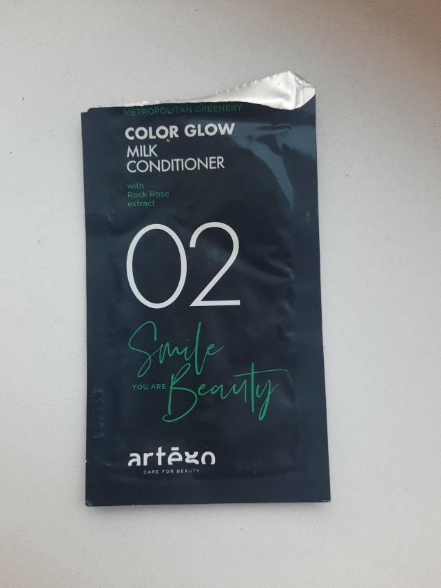 Denkowanie część druga :) Grudzień, kosmetyki w świątecznych opakowaniach lub w świątecznych kolorach: czerwonym, zielonym i złotym 