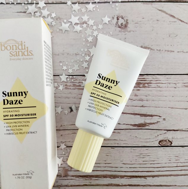 Bondi Sands Krem do twarzy, Sunny Daze, SPF 50 Moisturizer, Nawilżający, Ochronny, Z pigmentem 