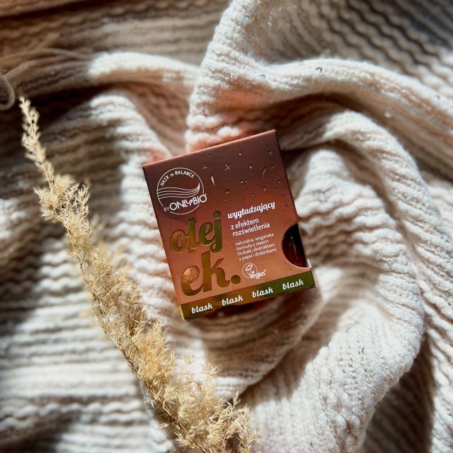 OnlyBio Hair in Balance, Olejek do włosów, Wygładzający, Z efektem rozświetlenia 