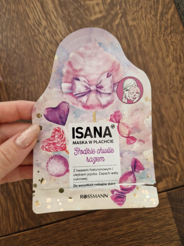 Denkowanie część druga :) Grudzień, kosmetyki w świątecznych opakowaniach lub w świątecznych kolorach: czerwonym, zielonym i złotym 