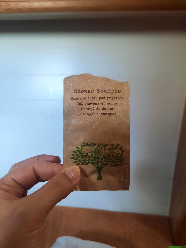 Denkowanie część druga :) Grudzień, kosmetyki w świątecznych opakowaniach lub w świątecznych kolorach: czerwonym, zielonym i złotym 