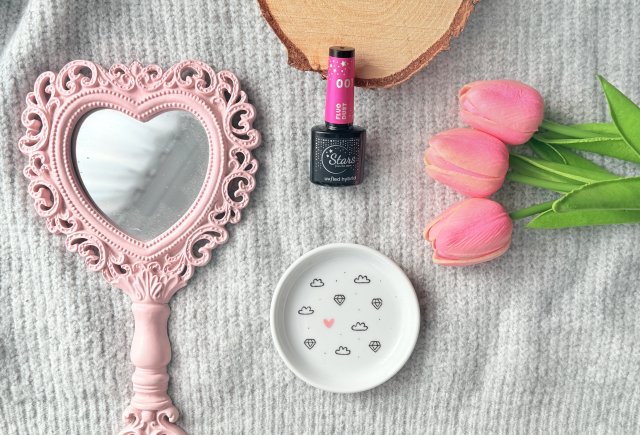 lakier hybryda stars