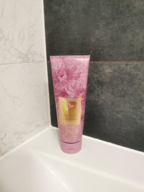 Bath & Body Works Balsam do ciała, Bahamas, Passionfruit & Banana Flower