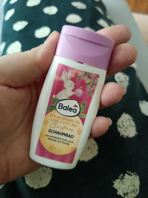 Denkowanie część druga :) Grudzień, kosmetyki w świątecznych opakowaniach lub w świątecznych kolorach: czerwonym, zielonym i złotym 