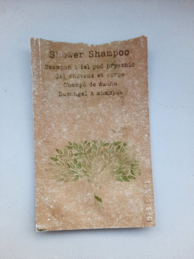 Denkowanie część druga :) Grudzień, kosmetyki w świątecznych opakowaniach lub w świątecznych kolorach: czerwonym, zielonym i złotym 