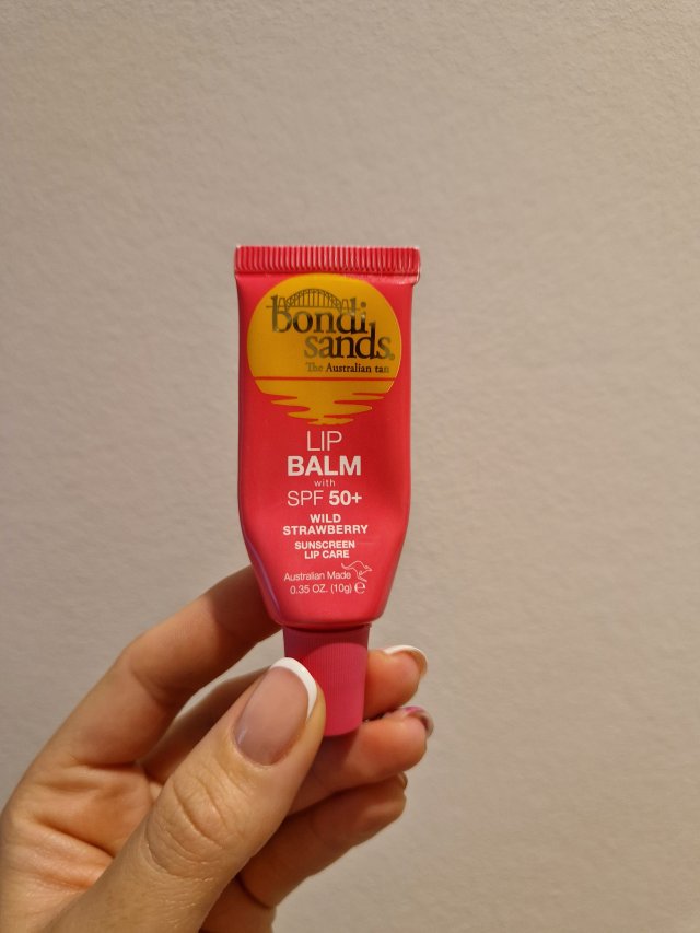 Denkowanie część druga :) Grudzień, kosmetyki w świątecznych opakowaniach lub w świątecznych kolorach: czerwonym, zielonym i złotym 