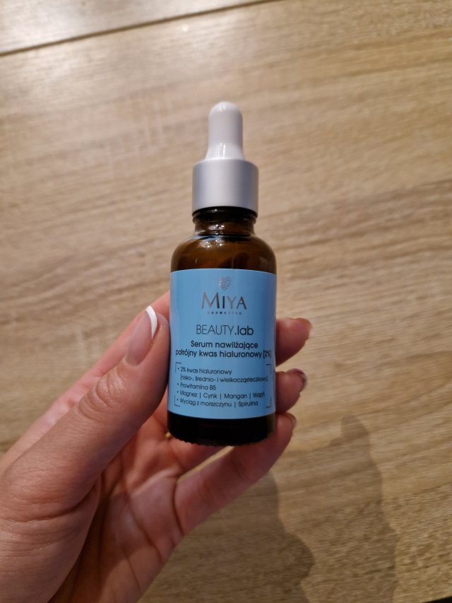 Denkowanie część druga :) Grudzień, kosmetyki w świątecznych opakowaniach lub w świątecznych kolorach: czerwonym, zielonym i złotym 