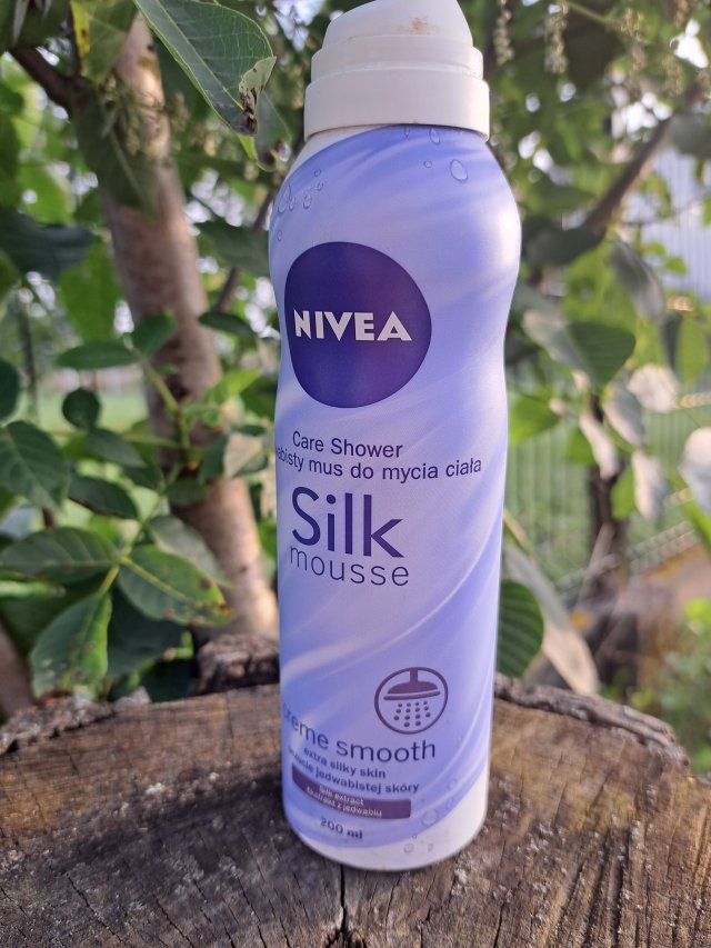Nivea Silk Mousse, Jedwabista pianka do mycia ciała, zapach kremu Nivea