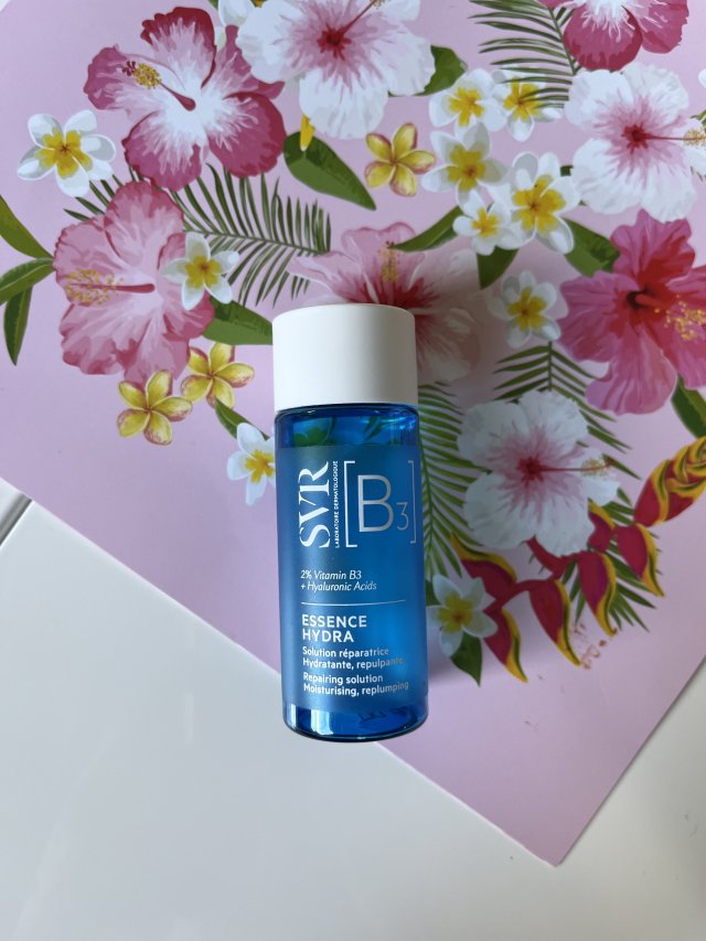 Denkowanie część druga :) Grudzień, kosmetyki w świątecznych opakowaniach lub w świątecznych kolorach: czerwonym, zielonym i złotym 