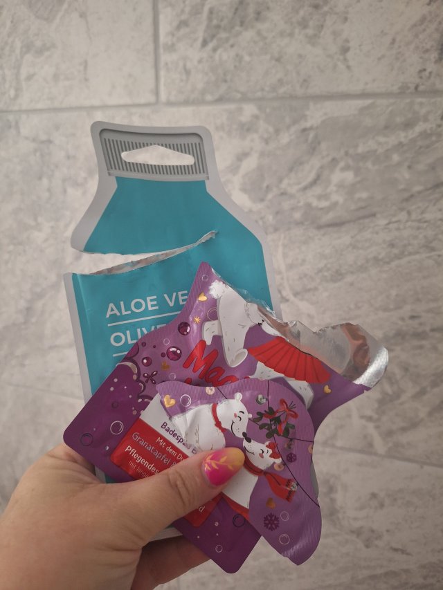 Denkowanie część druga :)  Lipiec: Czas na podróże! Zużywamy produkty do 100 ml ✈️🌴