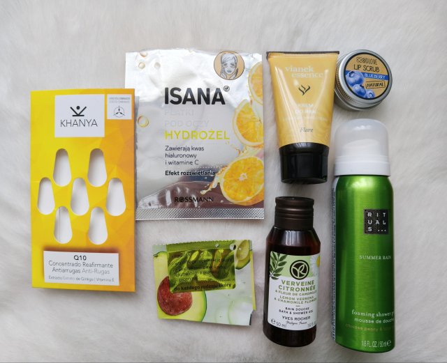 Denkowanie część druga :)  Lipiec: Czas na podróże! Zużywamy produkty do 100 ml ✈️🌴