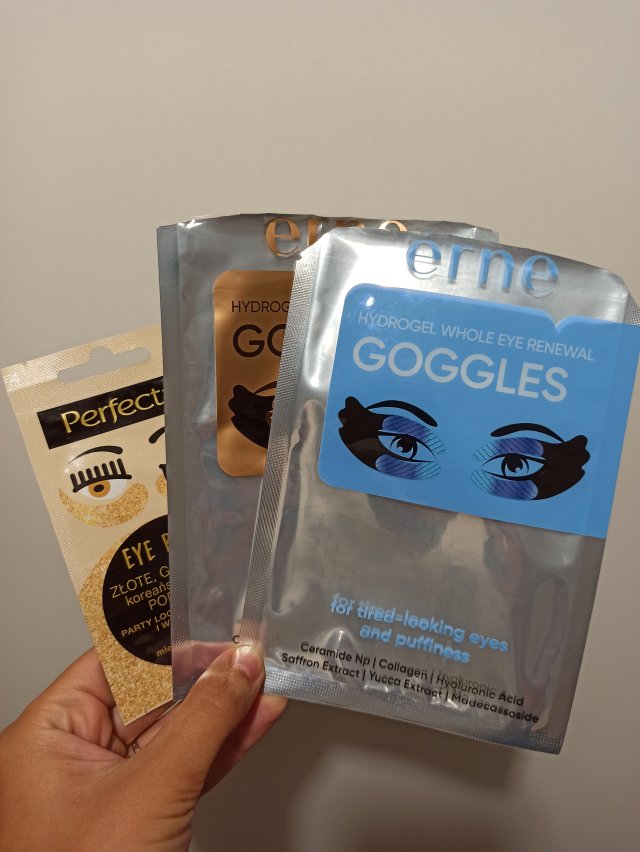 Denkowanie część druga :)  Lipiec: Czas na podróże! Zużywamy produkty do 100 ml ✈️🌴