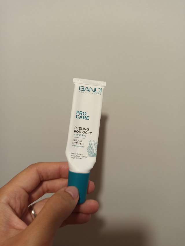 Denkowanie część druga :)  Lipiec: Czas na podróże! Zużywamy produkty do 100 ml ✈️🌴