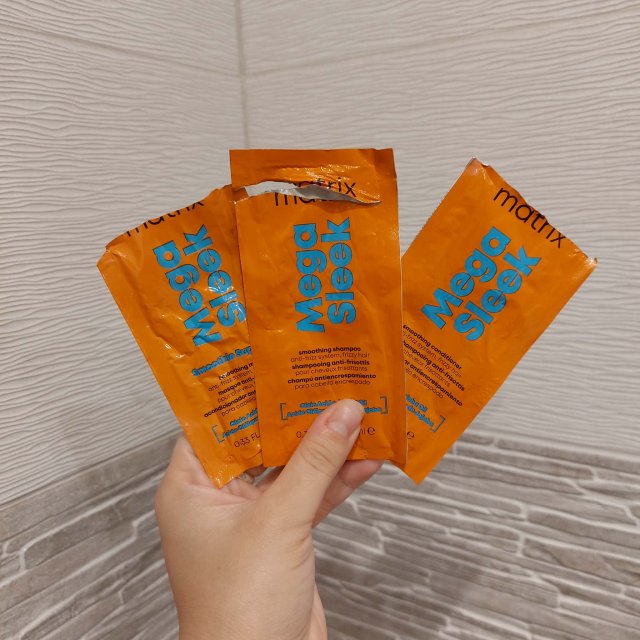 Denkowanie część druga :)  Lipiec: Czas na podróże! Zużywamy produkty do 100 ml ✈️🌴