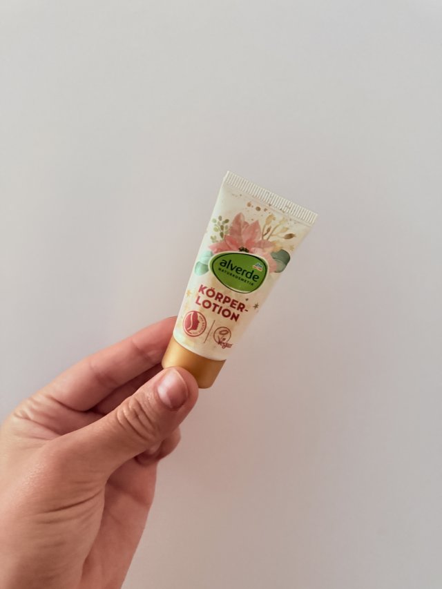 Denkowanie część druga :)  Lipiec: Czas na podróże! Zużywamy produkty do 100 ml ✈️🌴