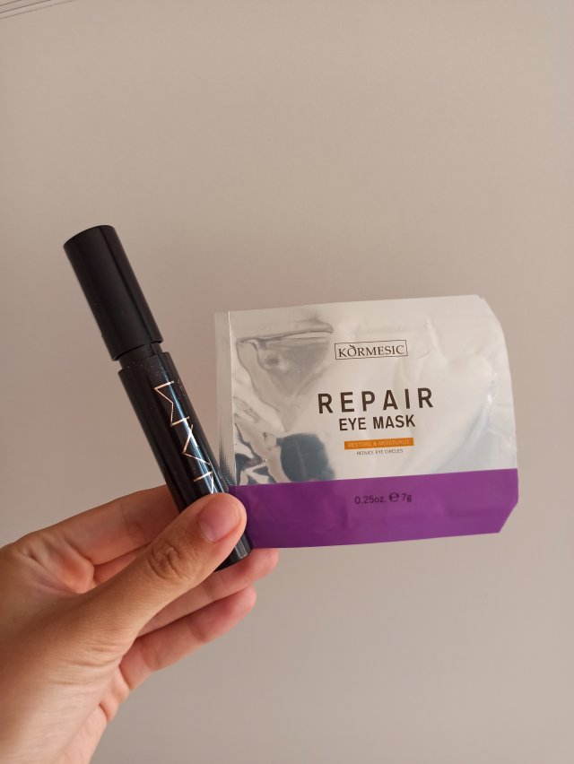 Denkowanie część druga :)  Lipiec: Czas na podróże! Zużywamy produkty do 100 ml ✈️🌴