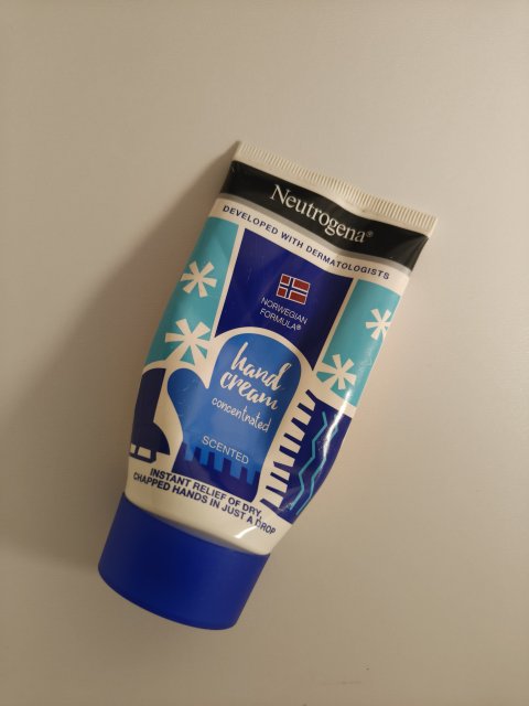 Neutrogena Formuła Norweska, Krem do rąk, Natychmiastowa ulga dla suchych i spierzchniętych dłoni, Skoncentrowany