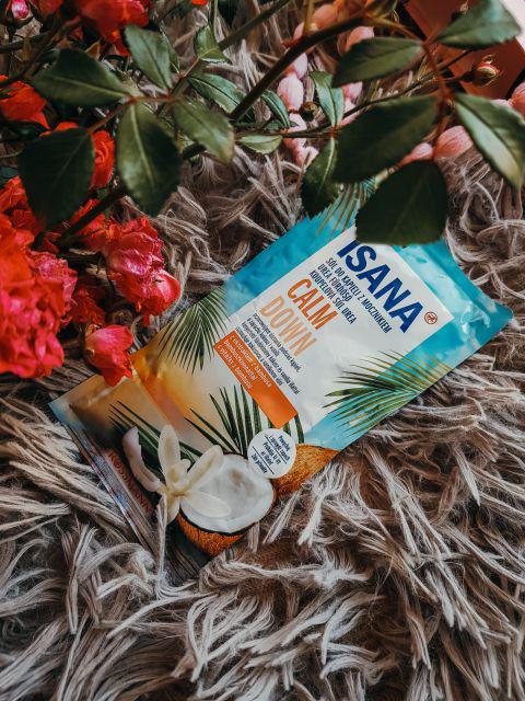 Isana Sól do kąpieli, Calm Down, Kokos i wanilia, Z mocznikiem