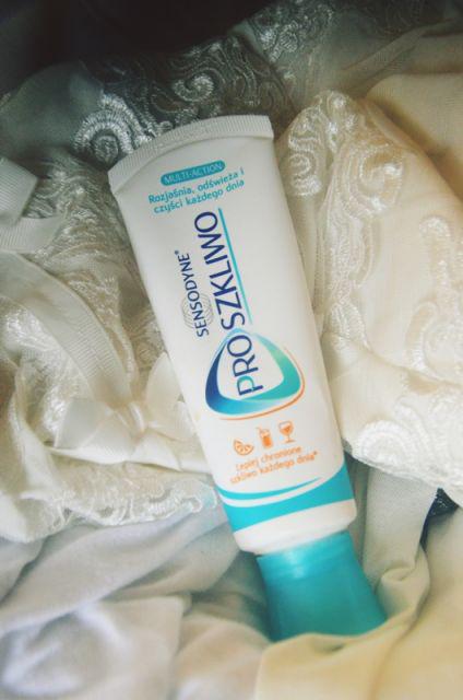 Sensodyne Pasta do zębów, Proszkliwo, Delikatne wybielanie