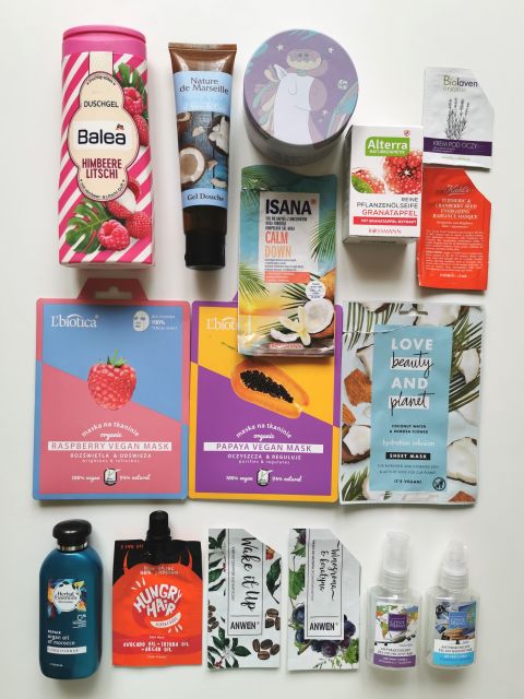 akcja denkowanie! grudzień - kosmetyki w świątecznych opakowaniach i świątecznych kolorach 🎄❄️⛄🎀🎁🎅