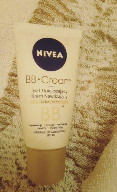 Nivea BB Cream, Krem do twarzy, Nawilżający, Cera jasna