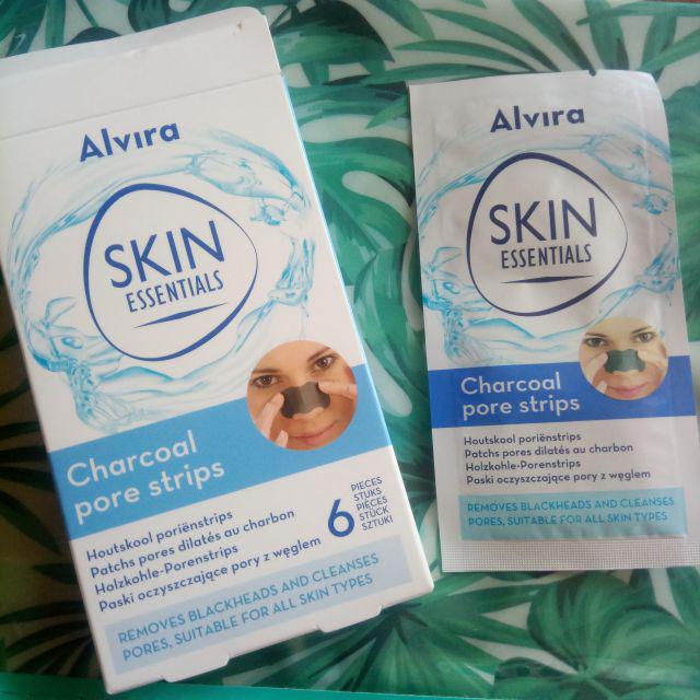 Alvira, plasterki na nos