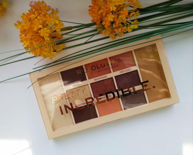 Makeup Revolution Paleta cieni, Pretty Incredible