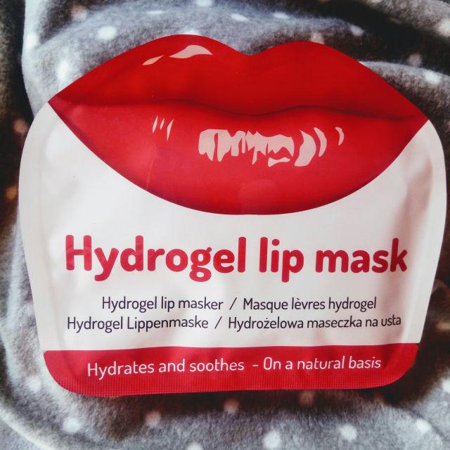 Hydrożelowe maseczka na usta, Hydrates and soothes-On a Natural basis