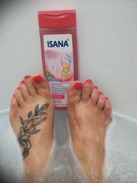 Isana Żel pod prysznic, Perełki olejku, Zapach magnolii