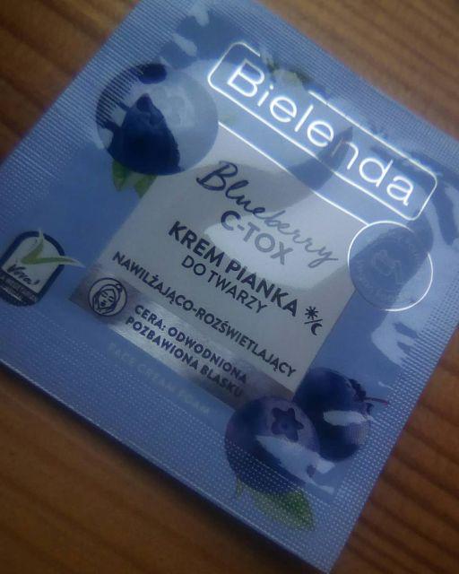 Bielenda Blueberry C-TOX, Krem pianka do twarzy, Nawilżająco-rozświetlająca, Na dzień i na noc