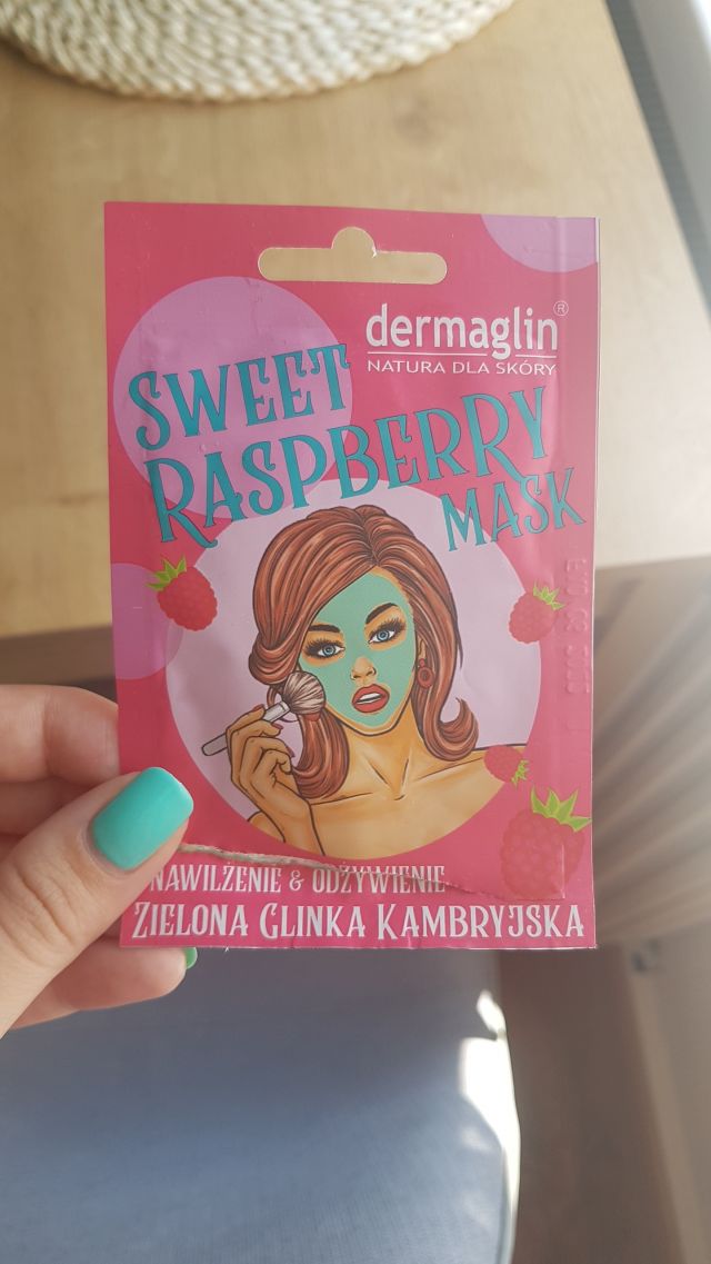 akcja denkowanie! grudzień - kosmetyki w świątecznych opakowaniach i świątecznych kolorach 🎄❄️⛄🎀🎁🎅