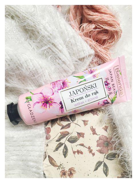 Bielenda Japan Beauty, Krem do rąk, Japoński, Wygładzenie, Wiśnia + Jedwab