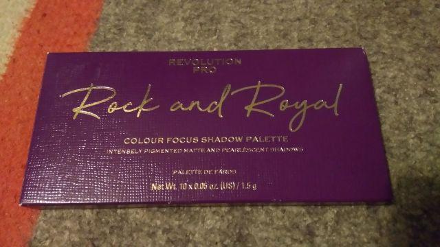 Paleta Rock and Royal od marki Revolution Pro.