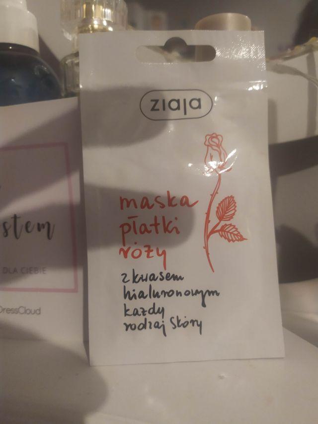 Ziaja Maseczka do twarzy, Kwas hialuronowy, Płatki róży, Każdy rodzaj skóry