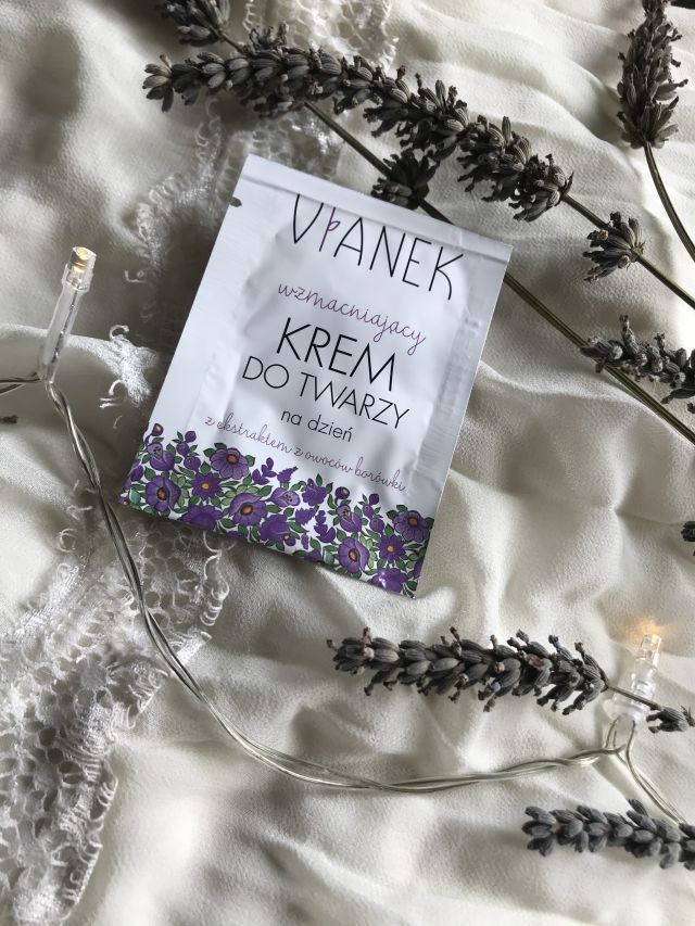 Sylveco Vianek, Krem do twarzy na dzień, Seria fioletowa, Wzmacniający