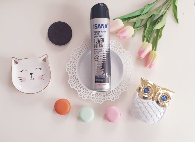 Isana Lakier do włosów, Power Extreme, Stopień utrwalenia 5+