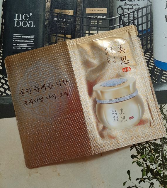 MISSHA Misa,  Geum Vitalizing Eye Cream, Krem pod oczy, Rewitalizujący 