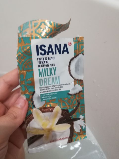 akcja denkowanie! grudzień - kosmetyki w świątecznych opakowaniach i świątecznych kolorach 🎄❄️⛄🎀🎁🎅