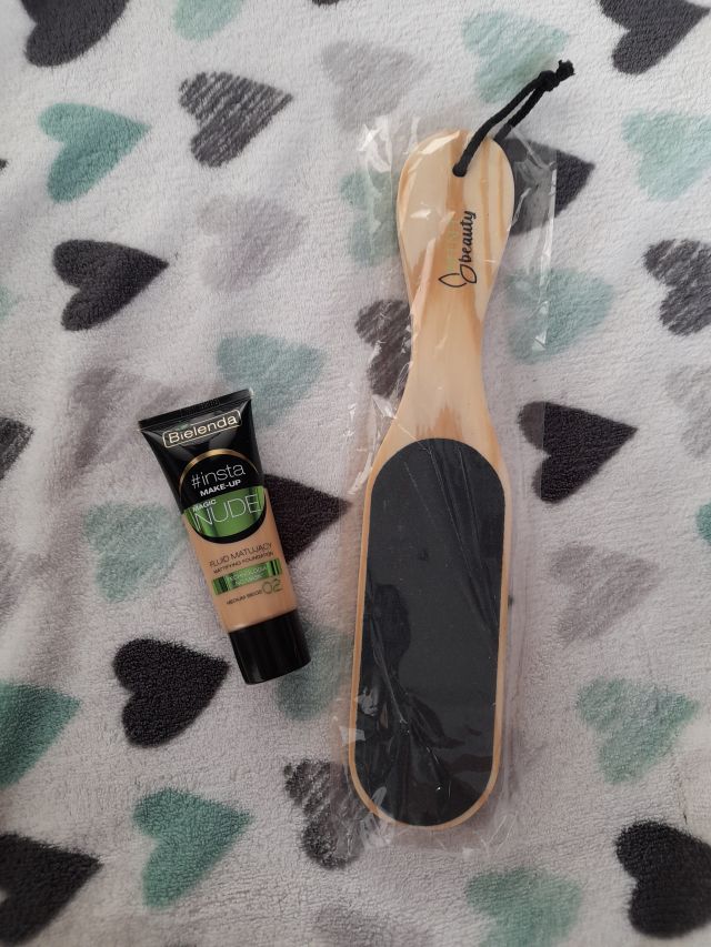 beGLOSSY Lipiec 2021 - Go Green!