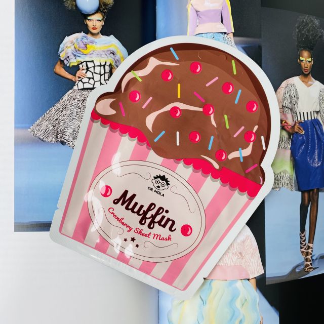 Dr. Mola Maska do twarzy w płacie, Cranberry Muffin, Ujędrniająco-nawilżająca