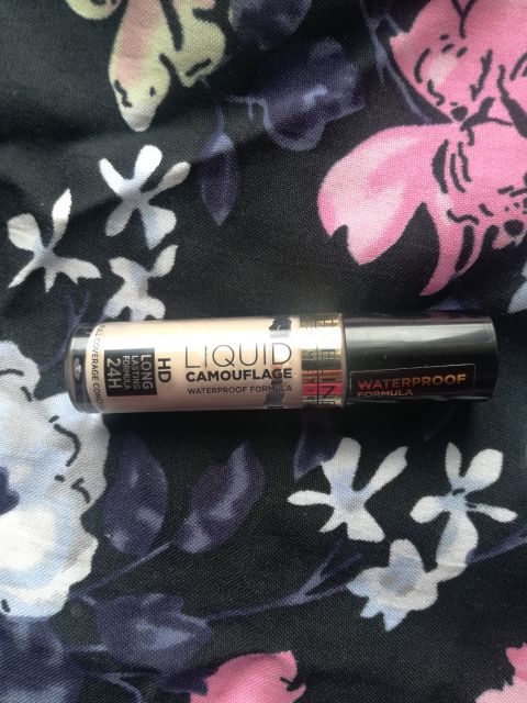 Eveline Liquid Camouflage, Kamuflaż do twarzy, 03 vanilla